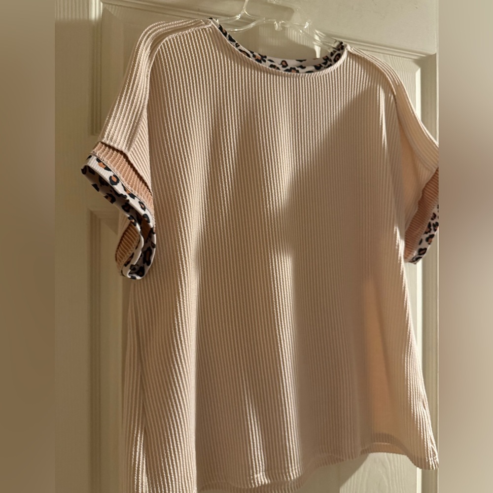 Women's Cream Ribbed Top with Leopard Trim